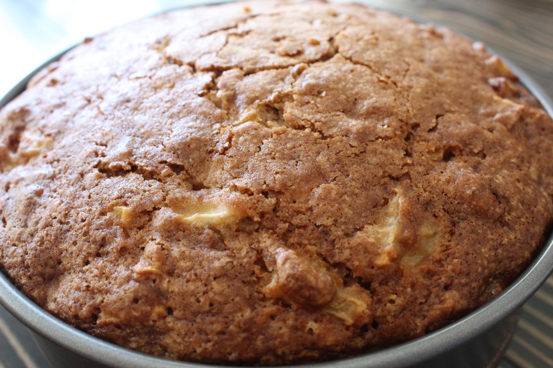 BAKE ME: Apple Cake for the High Holidays