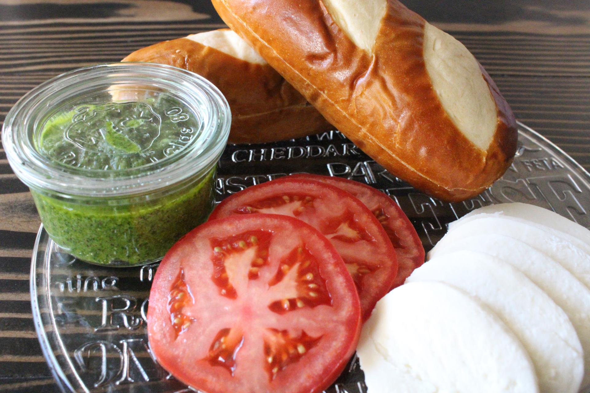 SAUCES AND SPREADS: Sorrento Pesto Caprese Sandwiches