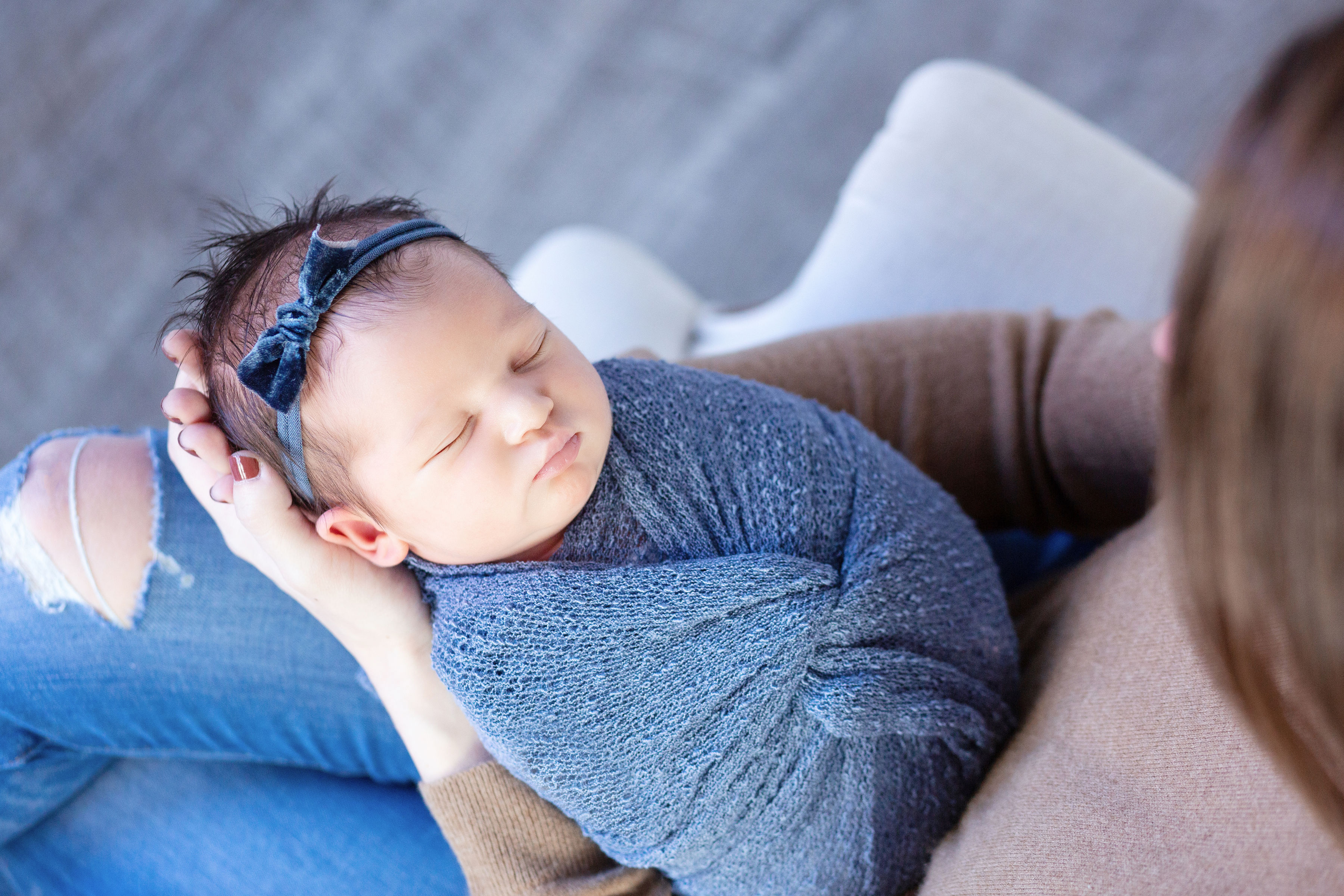 Nora's Newborn Photos with Little Montclair | What's Esq.